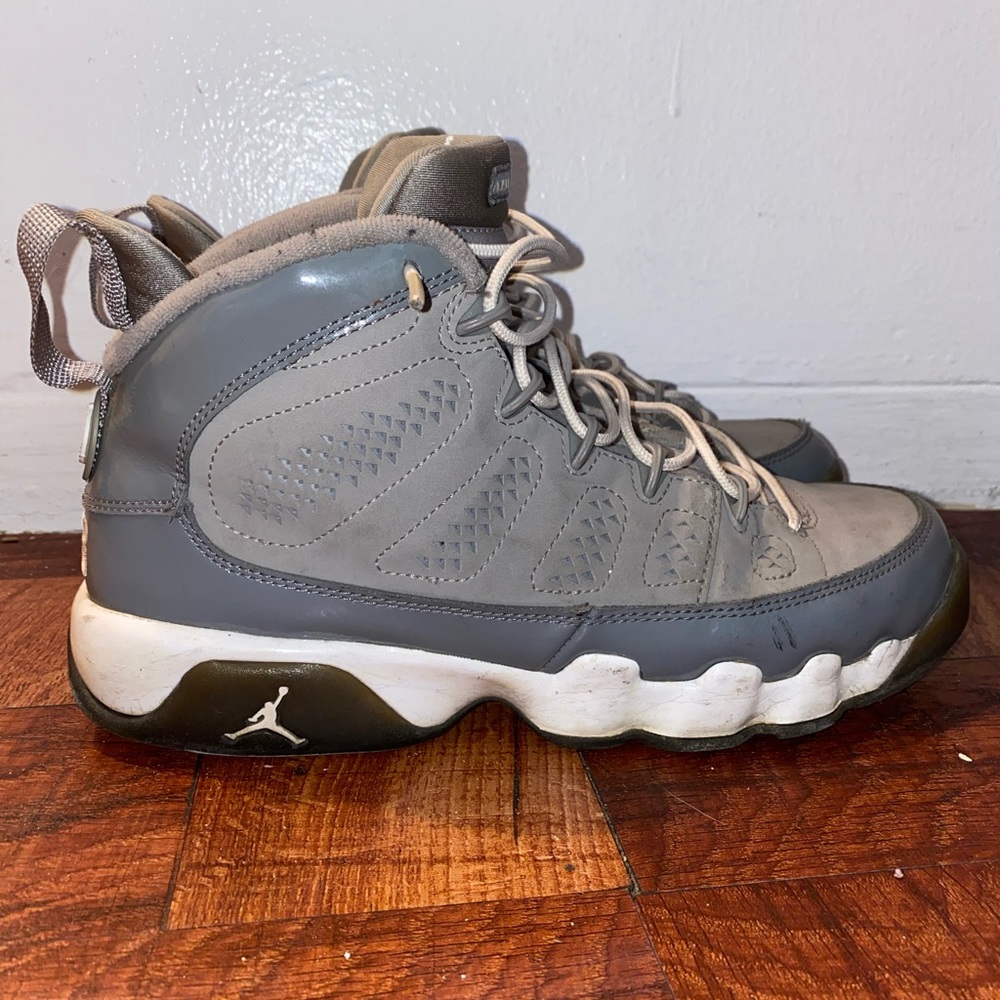 Cool grey 9s